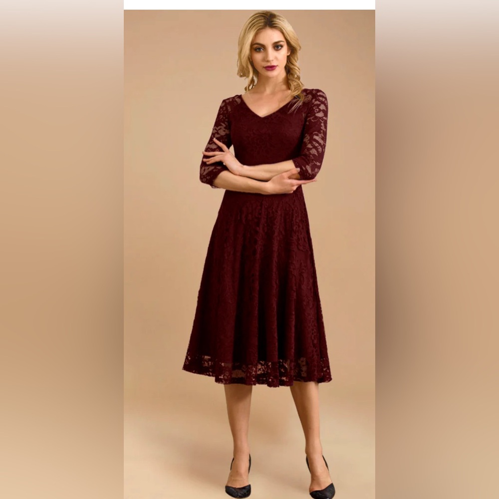 DRESSYSTAR Three-Quarter Sleeve Lace Midi
Dress Burgundy‎